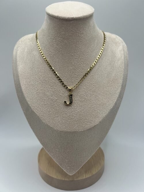 Cadena J
